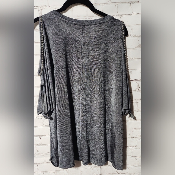 π Juicy Couture Grey Bling Cold Shoulder Blouse Size Large *FLAW* - Picture 6 of 9